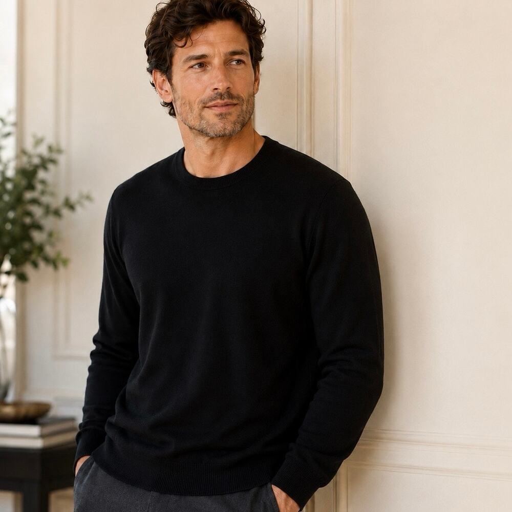 Saks Fifth Avenue 100% Merino Wool Black Crew Neck Sweater Men’s XL Italy